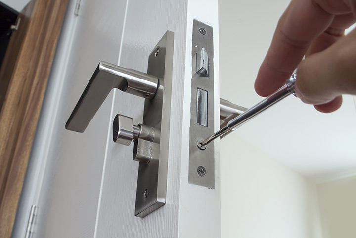 Our local locksmiths are able to repair and install door locks for properties in Finchampstead and the local area.